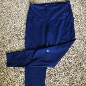 VS SPORT navy high waisted knockout leggings